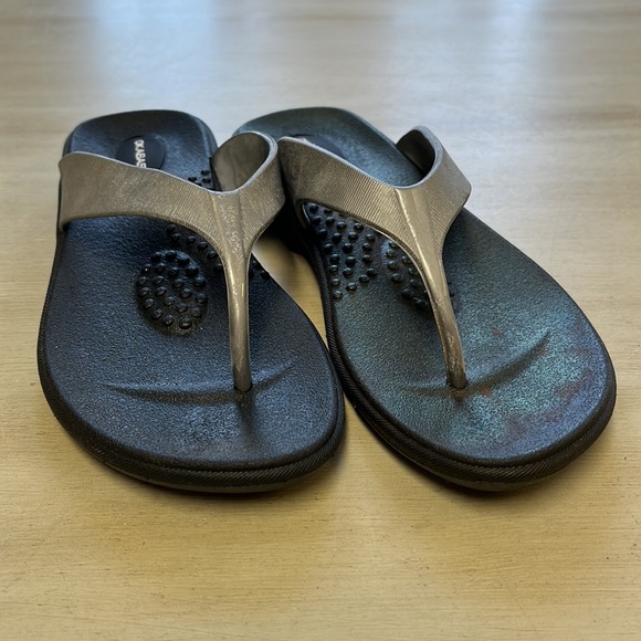 Okabashi Flip Flops - Picture 2 of 7